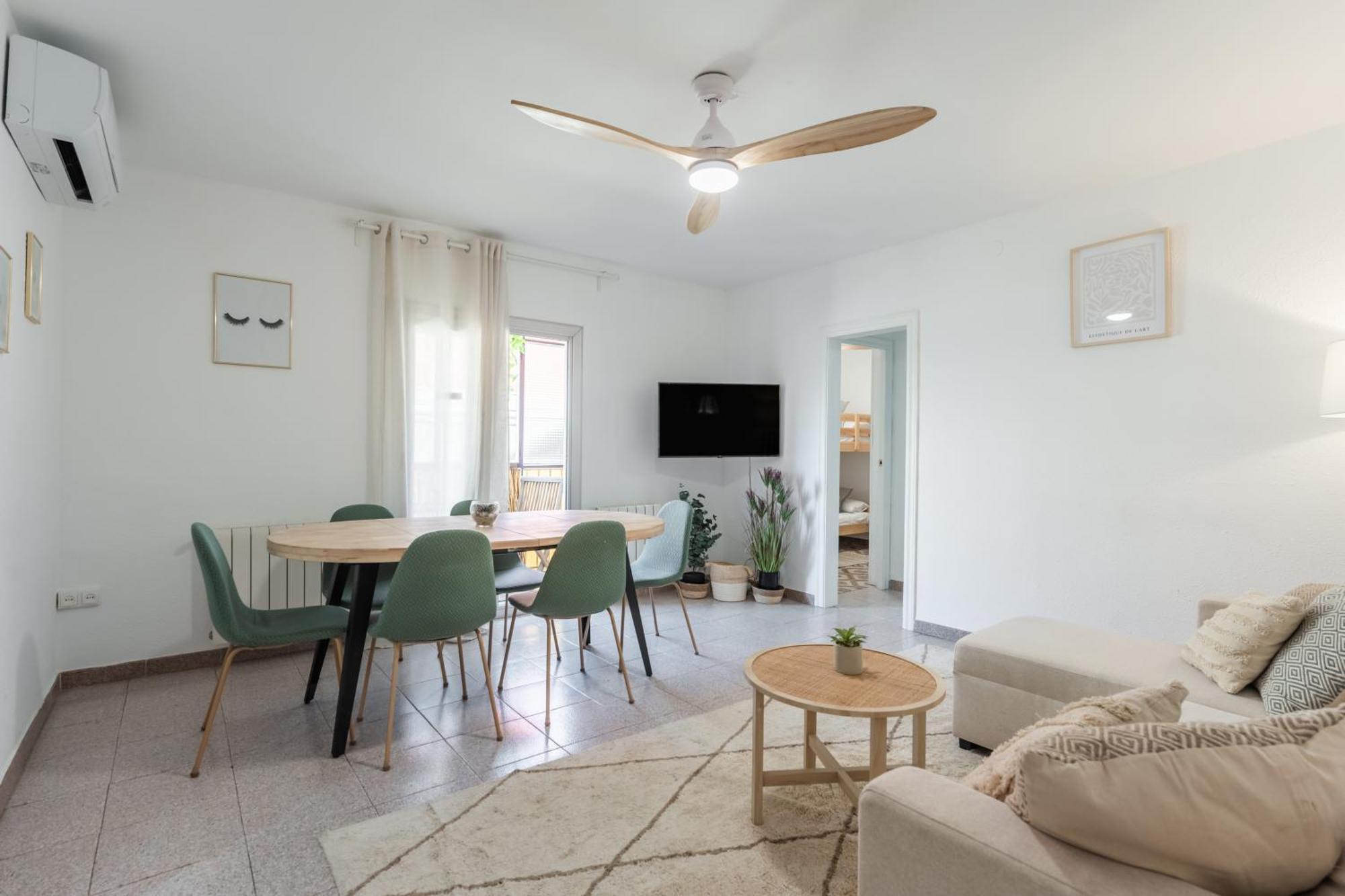 Feel Welcome Barcelona 10 Cornella de Llobregat Bagian luar foto