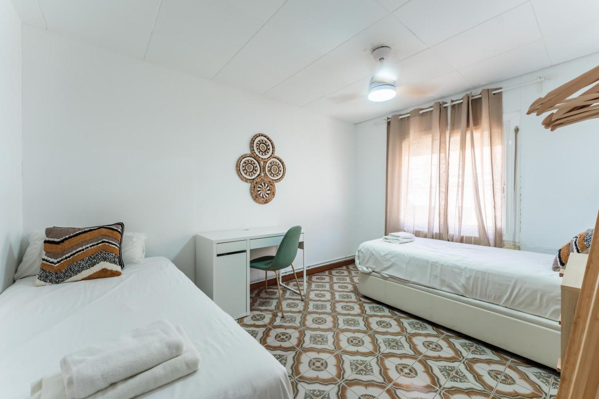 Feel Welcome Barcelona 10 Cornella de Llobregat Bagian luar foto