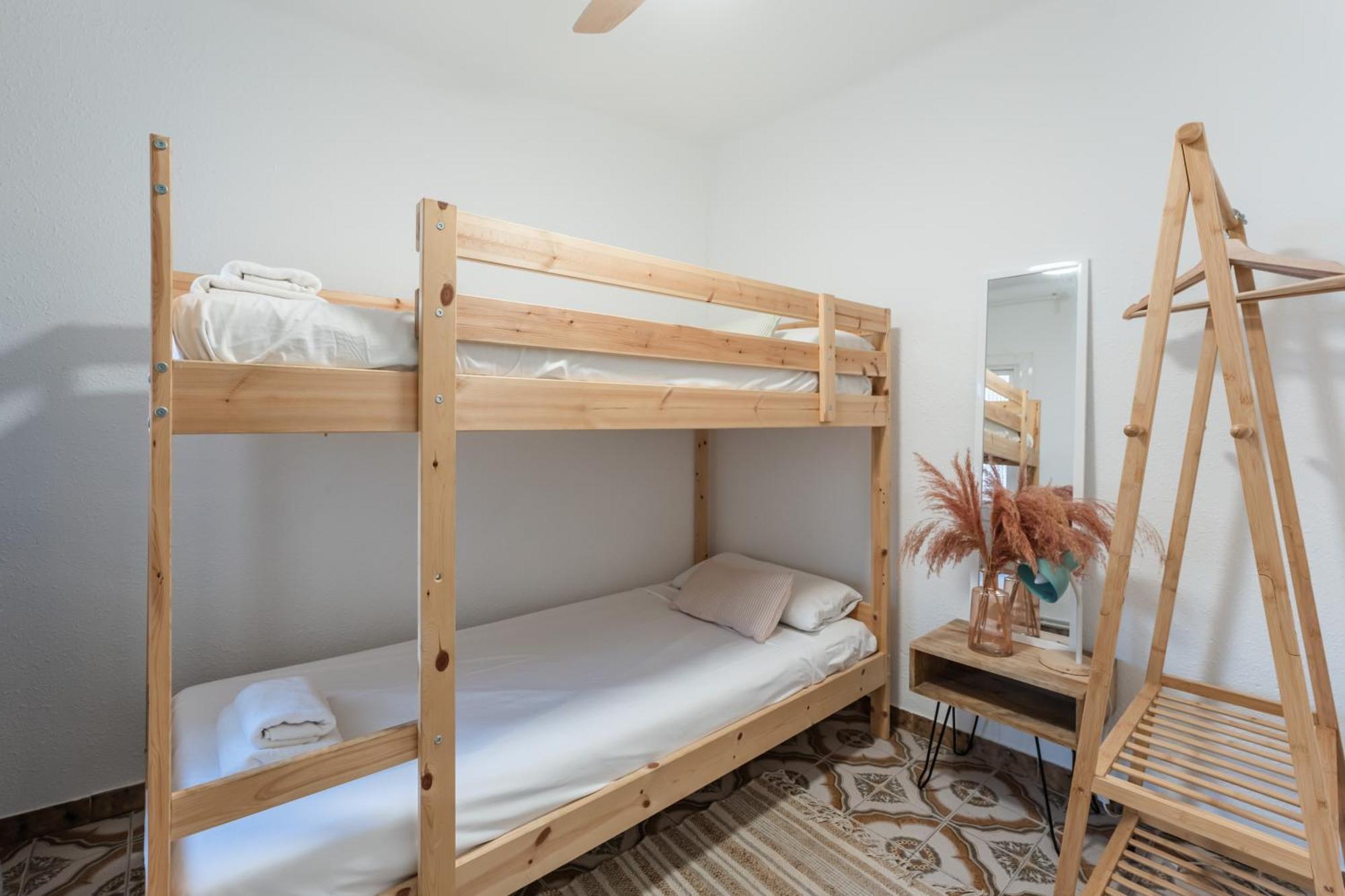 Feel Welcome Barcelona 10 Cornella de Llobregat Bagian luar foto